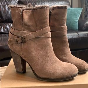 Bjorndal Regina Booties Size 8